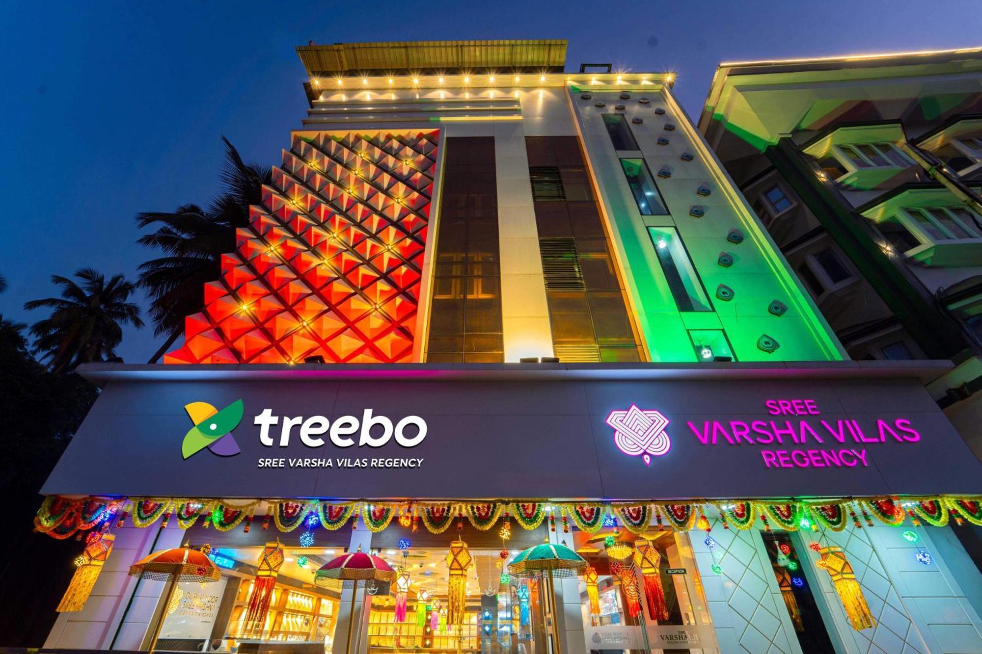 Treebo Sree Varshavilas Regency, 2 Mins From Guruvayoor Temple Guruvāyūr Exteriör bild